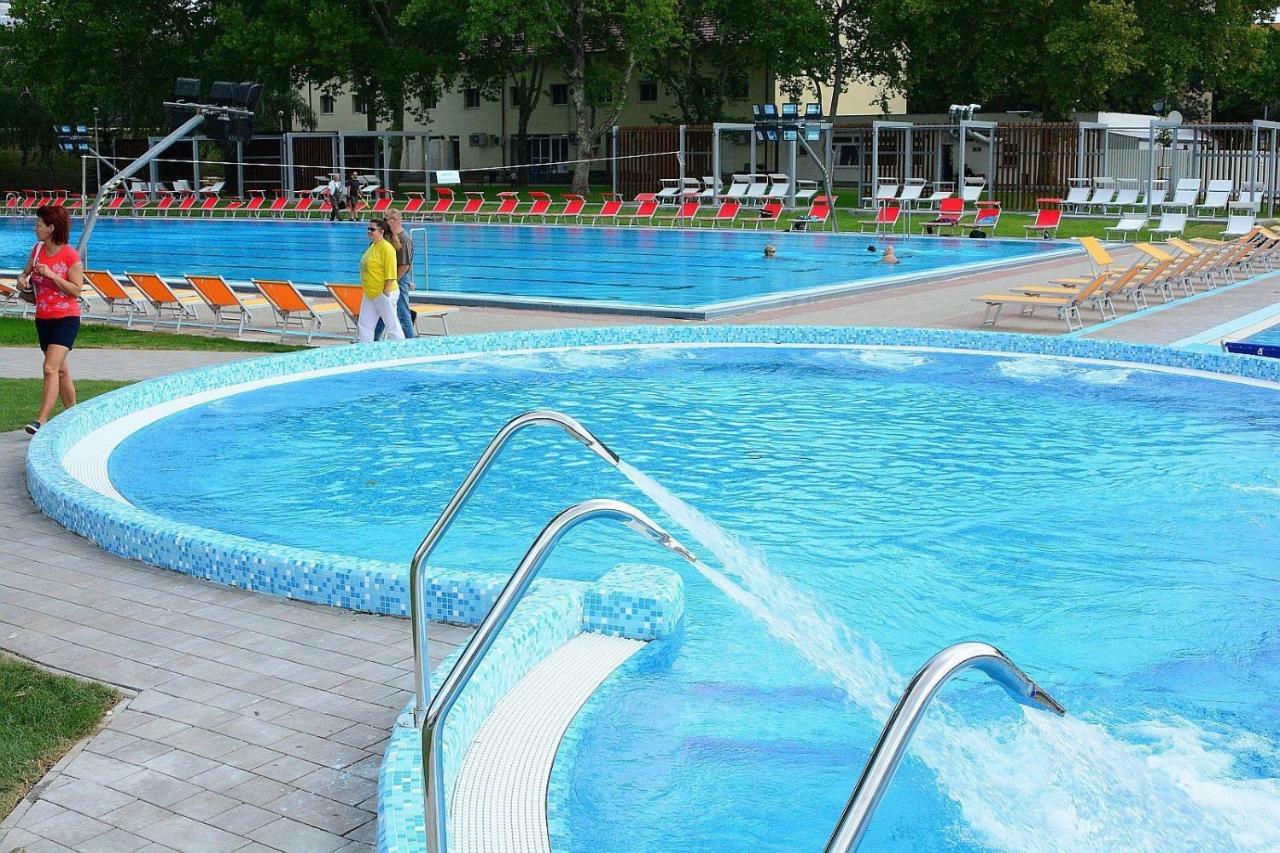 Korona Apartman Секешфехервар Экстерьер фото